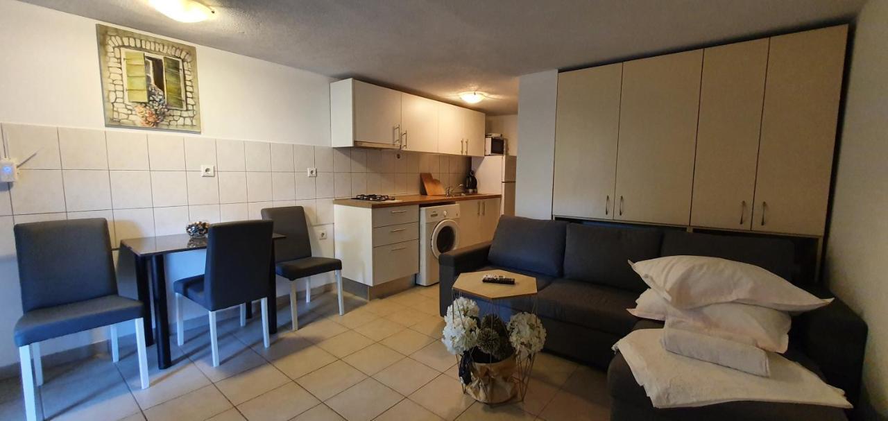 Apartman Suzana Sindija Бибинє Екстер'єр фото